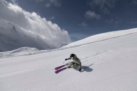 Test årets Stöckli-ski på snø på Hafjell